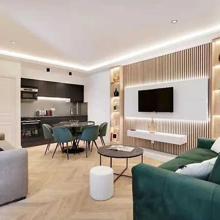 The Upper Marais Superb For 6 People * Paris