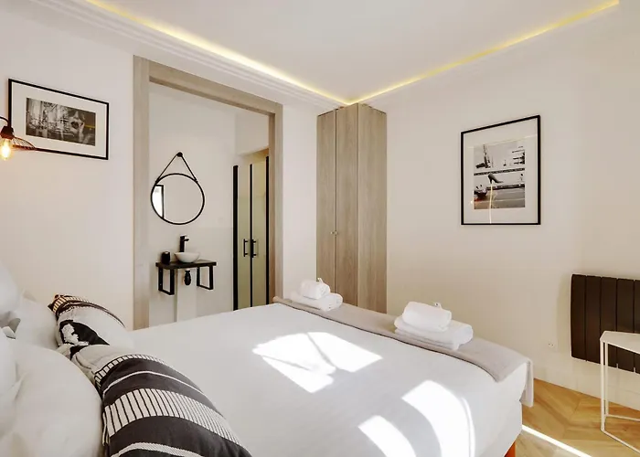 Apartment The Upper Marais Superb For 6 People Paris